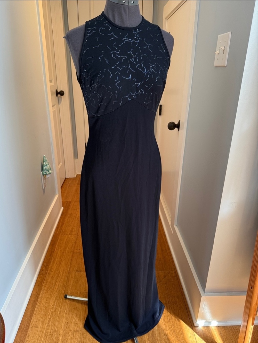Reggio Vintage 90s Navy Blue Sequined Formal Dress Gown Sz 4 EUC